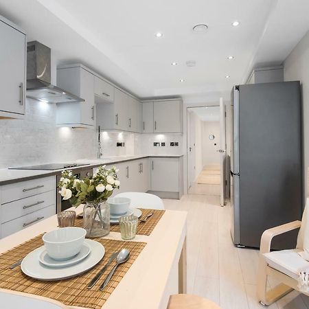 לונדון Apartment Wharf - Macarena Apartments מראה חיצוני תמונה