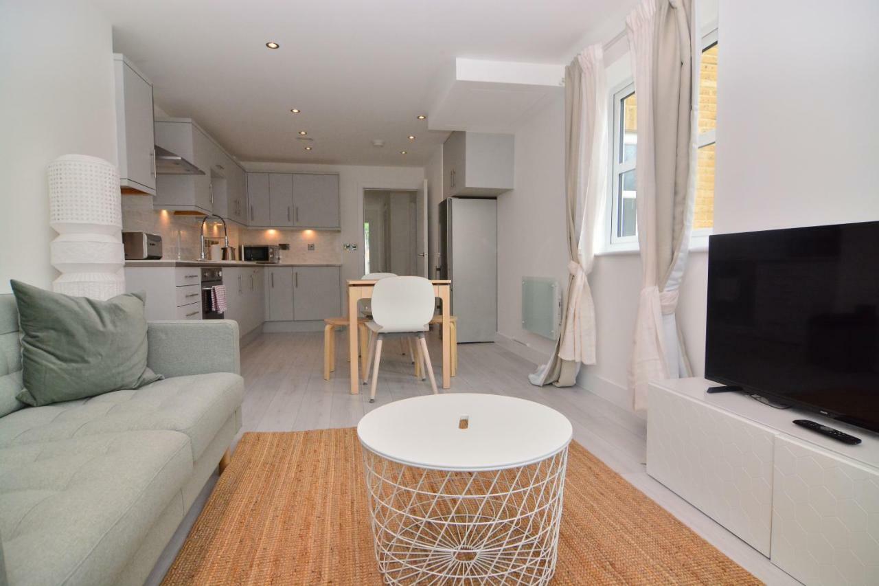 לונדון Apartment Wharf - Macarena Apartments מראה חיצוני תמונה