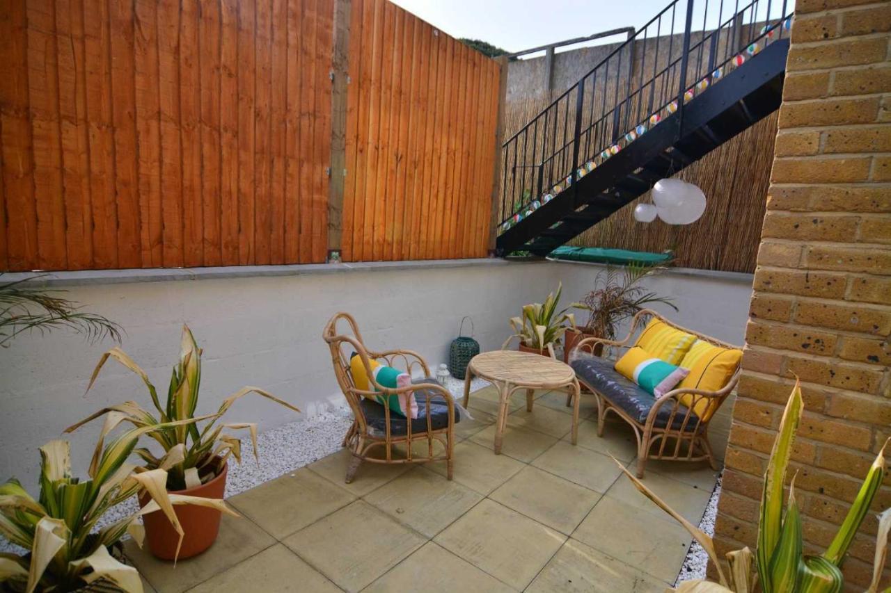 לונדון Apartment Wharf - Macarena Apartments מראה חיצוני תמונה